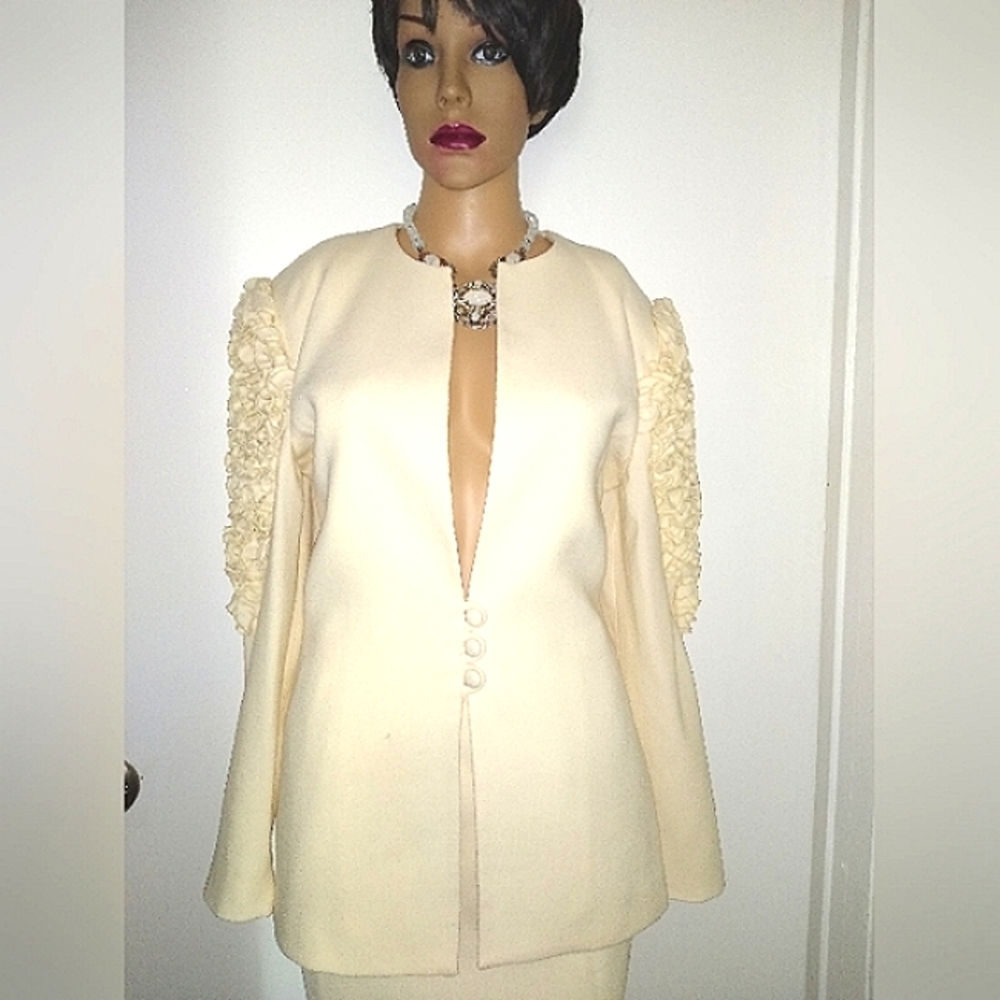 Vintage Elegant Cream Long Sleeve Jacket Wedding Skirt Suit